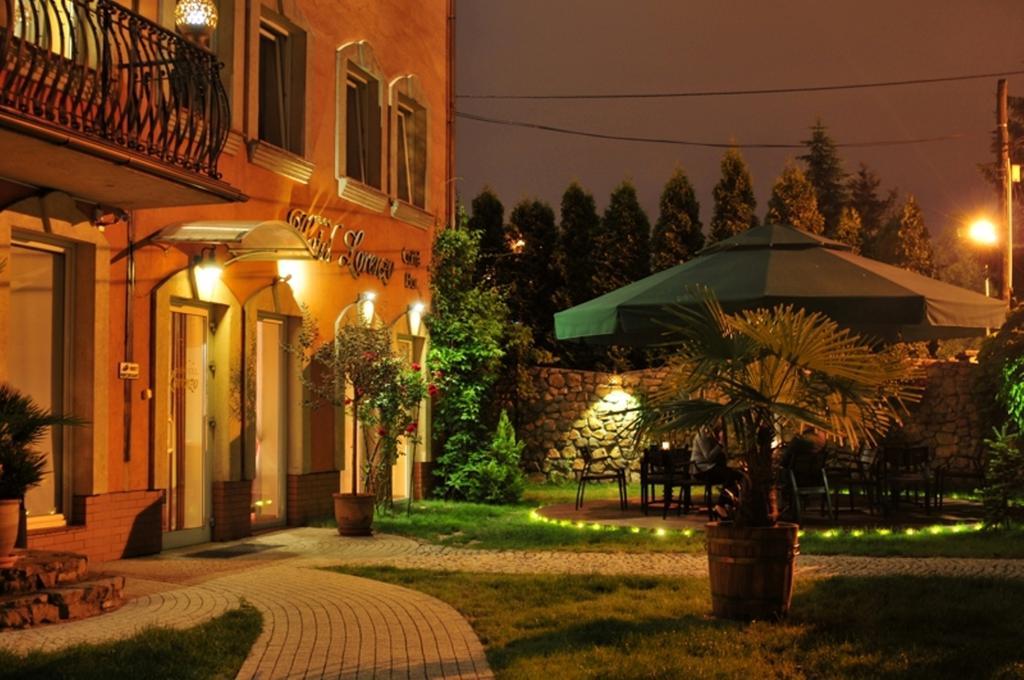 Hotel Lorenzo Красков Екстериор снимка
