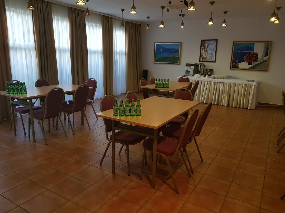 Hotel Lorenzo Красков Екстериор снимка